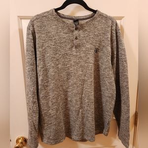 Men's Volcom Grey Henley short size large